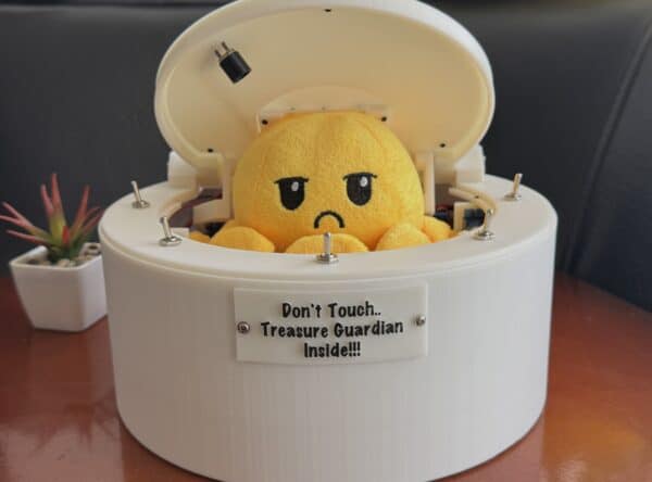 Useless Octopus Box